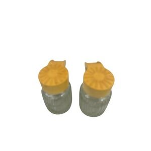 Unbranded Salt Pepper Shakers 3in Yellow Ribbed Glass Flip Top Vintage Kitchen